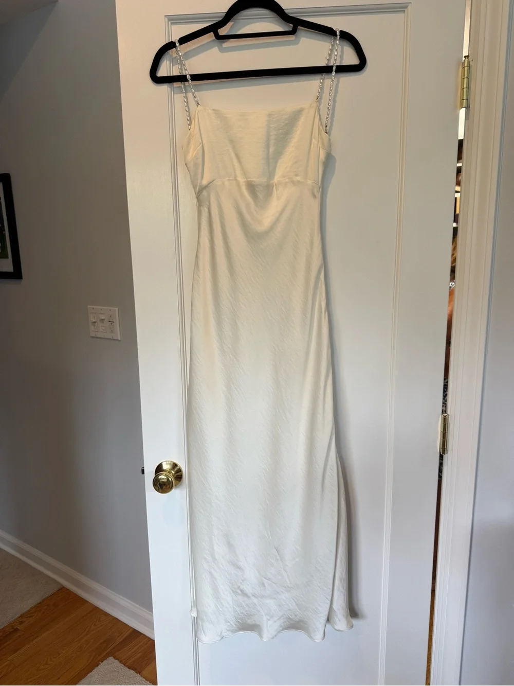 Abercrombie & Fitch flattering slip